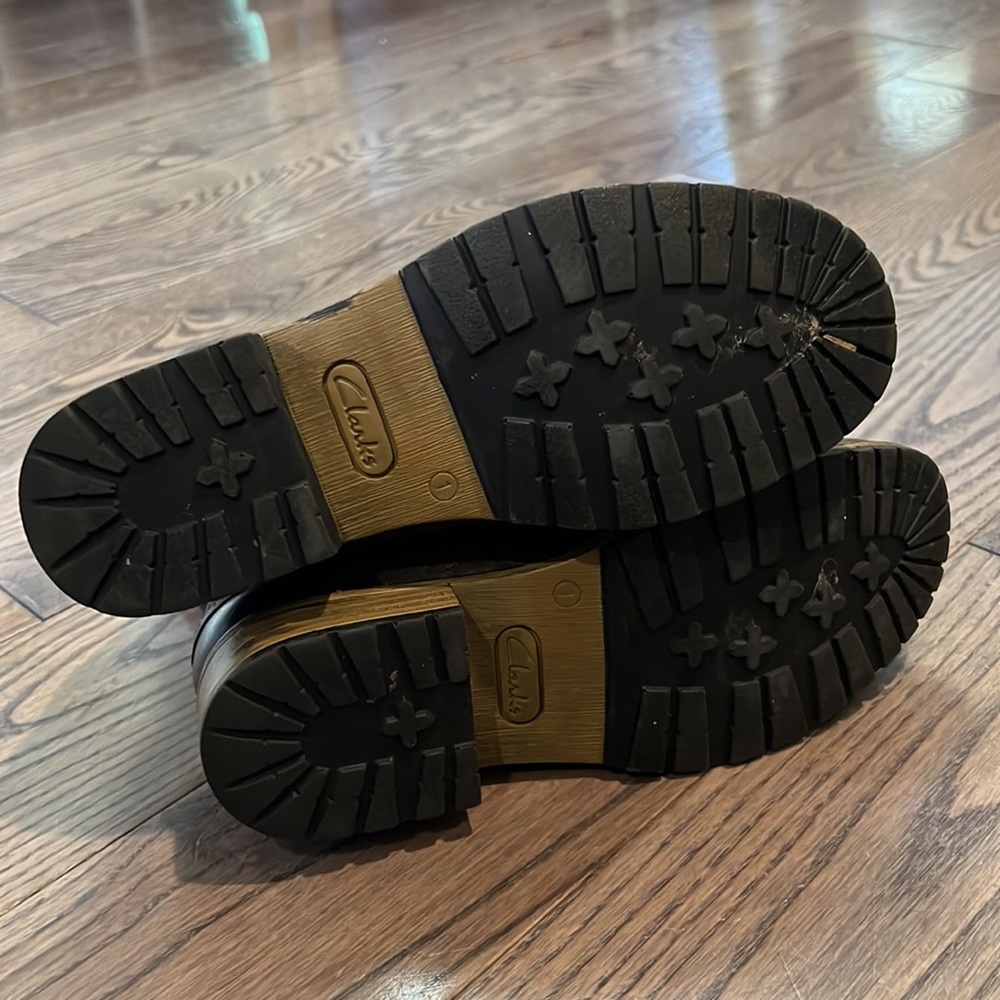 Clarks boots - Picture 5 of 5